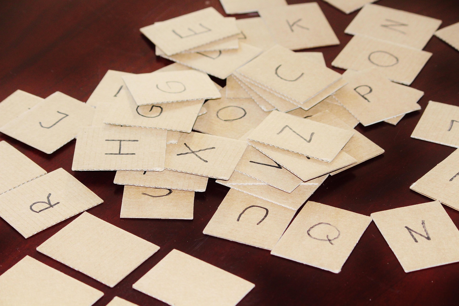 lettre en carton