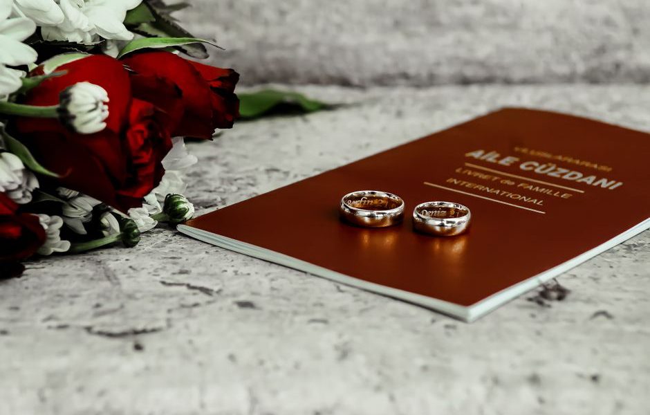 qui peut célébrer un mariage civil